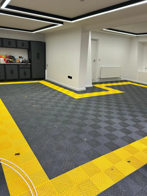 Yellow border marking the work area